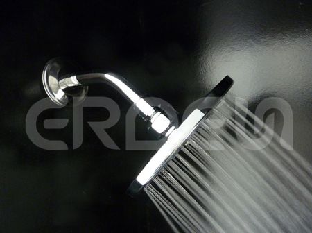 Tête de douche ronde à effet pluie