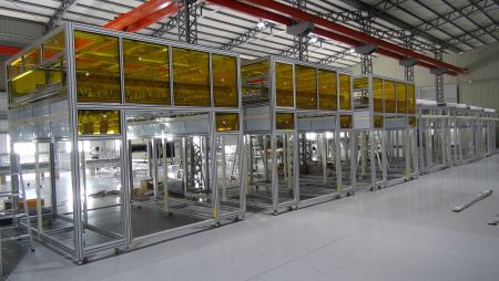 Conveyor line for cleanroom is easy to operate and maintain, with low noise and energy consumption