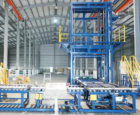 垂直往復式升降機 - 垂直往復式升降機是一種可以乘載重型物料的跨樓層輸送設備