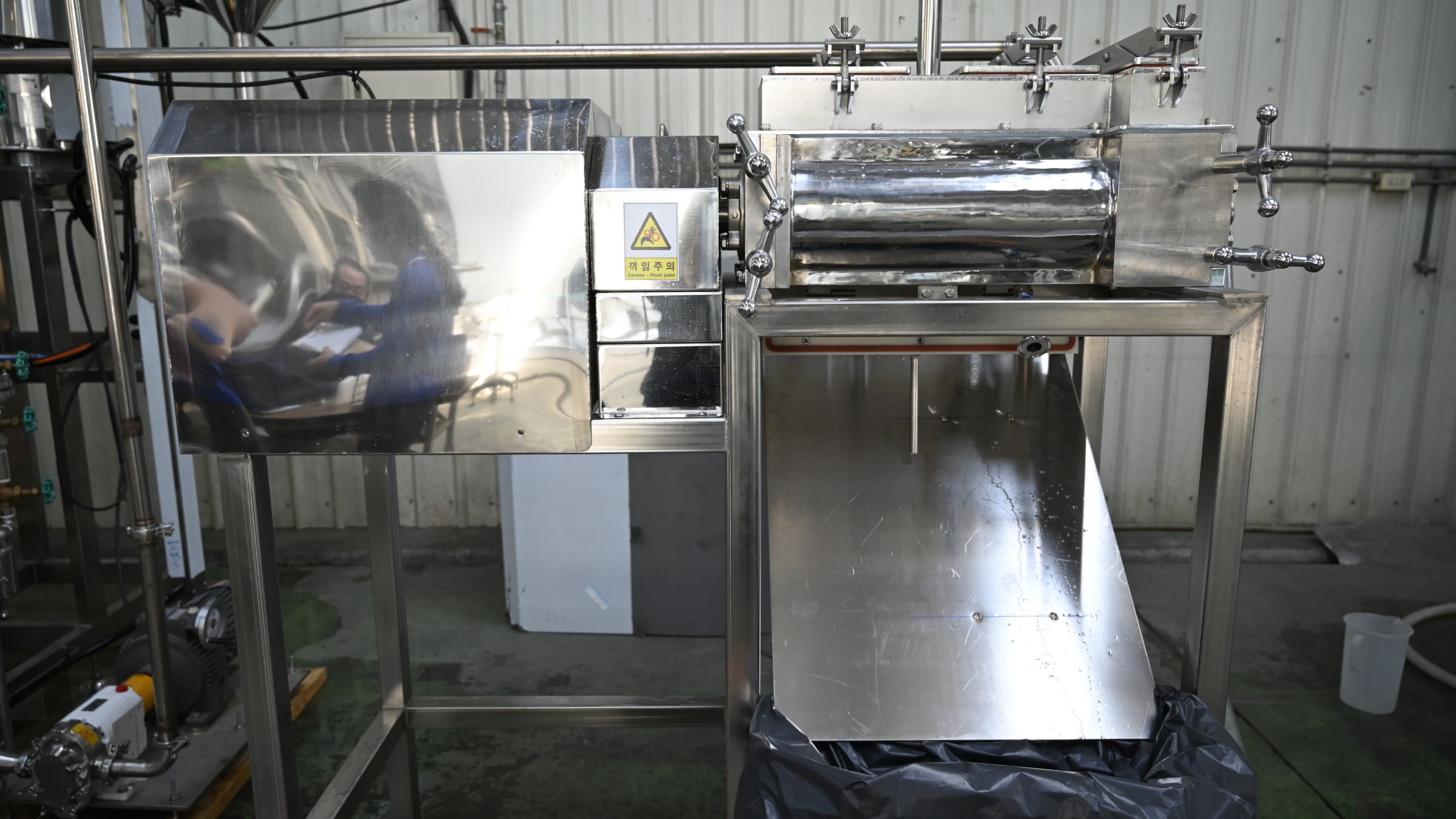 Máquina automática de leite de soja, Máquina automática de fazer leite de soja, Fabricante de tofu fácil, Produção industrial de leite de soja, Fabricação industrial de leite de soja, Máquina industrial de leite de soja, Máquina de leite vegetal, Máquina de produção de leite vegetal, produção de leite de soja, Máquina de Bebidas de Soja, Linha de produção de bebidas de soja, Máquina de fazer bebida de soja, máquina comercial de fazer leite de soja e tofu, máquina de fazer leite de soja e tofu, Equipamentos e maquinários para bebidas de leite de soja, Máquina de cozinhar leite de soja, fábrica de leite de soja, máquina de leite de soja, máquina de leite de soja comercial, Máquina de leite de soja fabricada em Taiwan, Máquinas de leite de soja, máquinas e equipamentos de leite de soja, fabricante de leite de soja, máquina de fazer leite de soja, fabricantes de leite de soja, produção de leite de soja, equipamento de produção de leite de soja, fábrica de produção de leite de soja, linha de produção de leite de soja, preço da máquina de fazer leite de soja, máquina de processamento de soja, fábrica de leite de soja, máquina de leite de soja