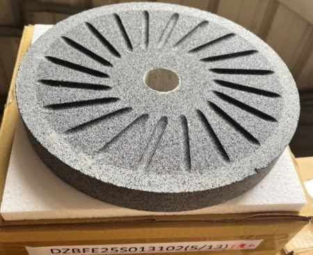 Piatra de moară de sub suprafață