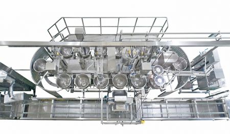 TOFU CURD FILLING TO MOLD AND COAGULATING CONVEY MACHINE - coagulante tofu, Tofu Coagulating Machine, Tofu coagulation equipment, Tofu coagulation machine, Tofu curdling Machine, Tofu Forming Machine, Tofu forming machinery and equipment, Tofu mold forming machine, food equipment, food machine