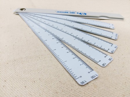 Righello a scala fan