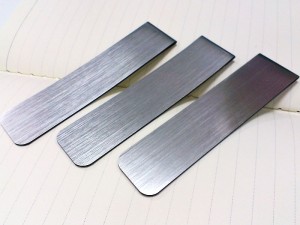 Segnalibro magnetico in PVC argentato