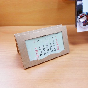 Calendario de escritorio y marco de fotos magnético multifuncional MG-D17