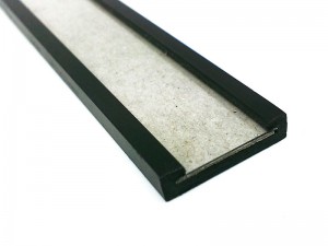 Supporto per etichette magnetiche