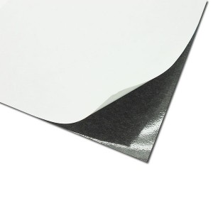 مغناطیس انعطافپذیر خودچسب