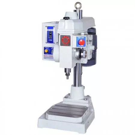 Personnalisation du perçage avec différentes spécifications de vis.