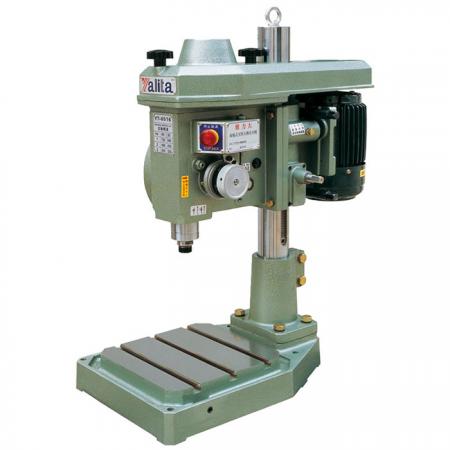 Personnalisation du perçage avec différentes spécifications de vis.