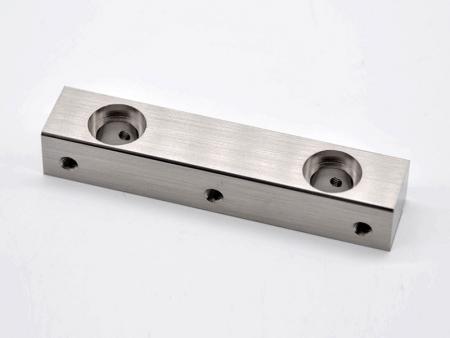 सीएनसी मिलिंग हैंडल