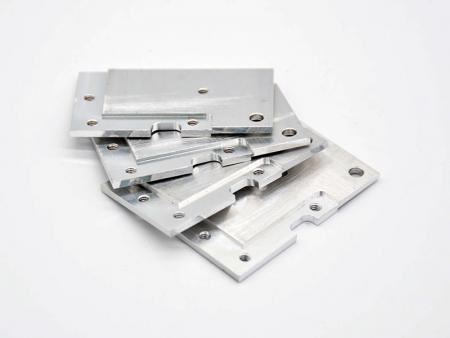Componenti in alluminio lavorati CNC