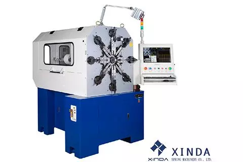 Camless spring forming machine - Wire-rotating Type
