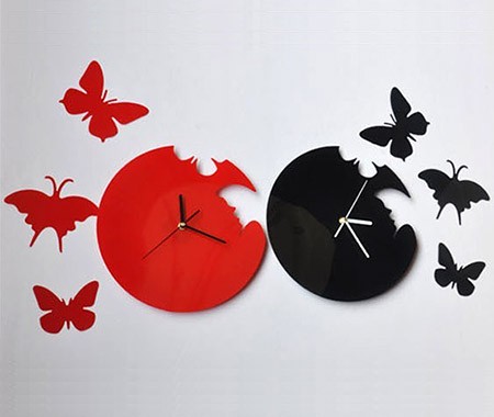 Horloge en acrylique - Couleur