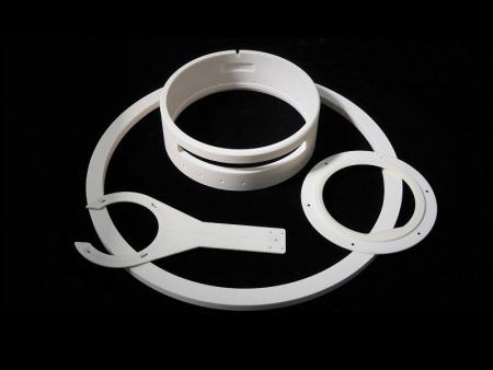 Hoogzuiver aluminiumoxide keramiek