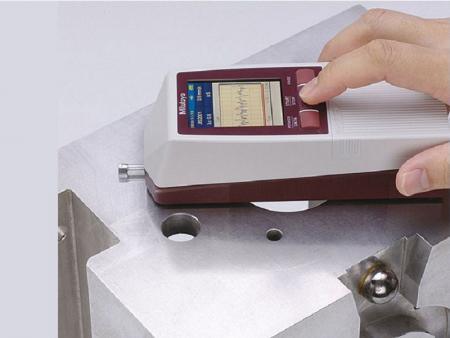 e. Mitutoyo-Surface Roughness Gauge