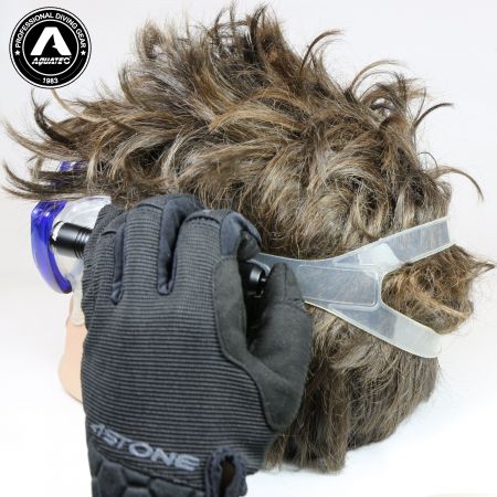 Scuba Headlight with Button switch - LED-1720 Scuba Mini Light with Push-Button Switch