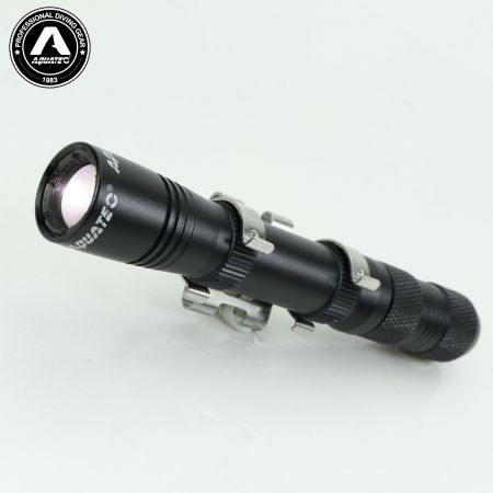 LED-1720 Interrupteur à bouton poussoir pour masque de plongée.