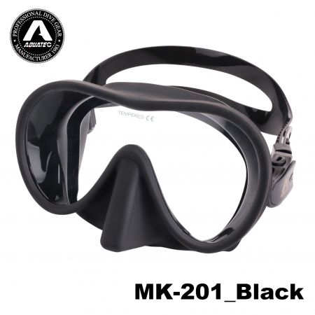 SCUBA AQUATEC MK-201 Sukellukseen suunniteltu kypärä