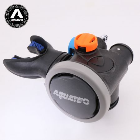 Regolatore Scuba AIR2