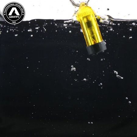 สกูบา คีย์ริงของขวัญที่ใช้ในการดำน้ำ รุ่นมินิแทงค์พร้อมไฟ LED