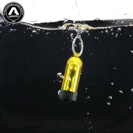 Gantungan Kunci Mini Tank Selam Scuba dengan Lampu LED