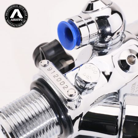 Aquatec TF-100 और TF-200 एकीकृत रेगुलेटर वाल्व गेज के साथ स्कूबा वाल्व