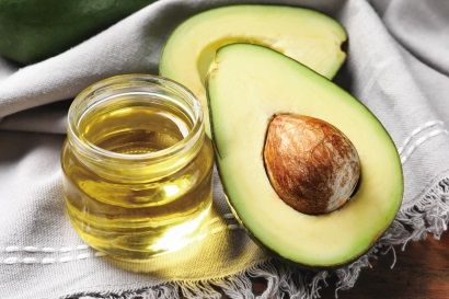 Avocado Oil: Hydrates and softens skin while deep cleansing.