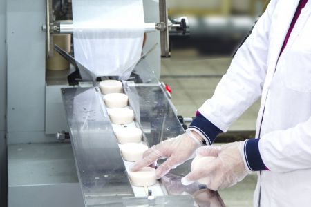Procedura di confezionamento del sapone solido.jpg - Procedura di confezionamento sapone