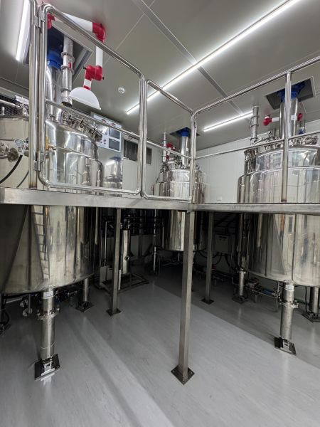 2400L真空加熱攪拌槽