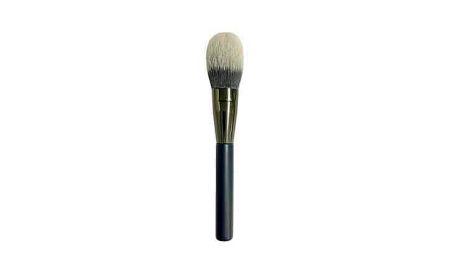Flame-Shaped Powder Puff Brush - Flame-shaped bristles provide seamless, multi-dimensional blending for a flawless finish.