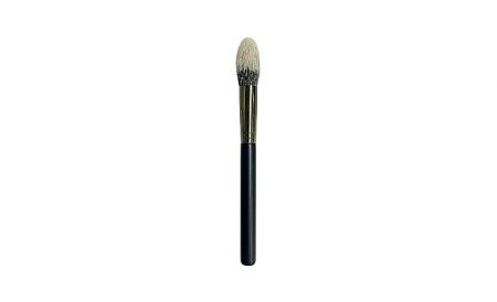 Medium Flame-Shaped Powder Puff Brush - Flame-shaped powder brush offers medium-density structure for precise control and streak-free blending.