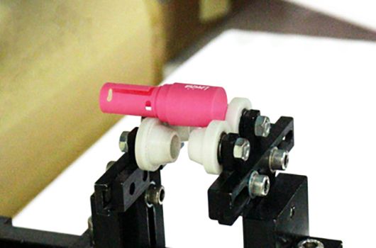 El servicio de impresión y estampado en caliente de tubos o envases para cosméticos