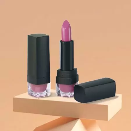 Tubo de lápiz labial de plástico