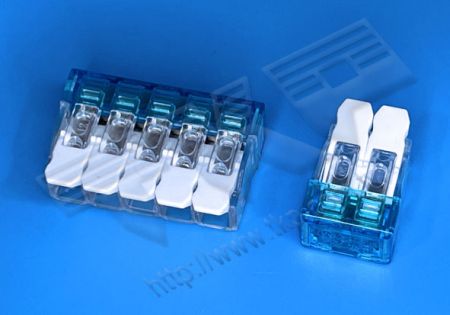 プラスチックハウジング 5.60mm (.220") ヨーロッパ型端子台