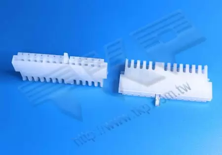 ที่อยู่อาศัย 3.96mm (.156") พิตช์พร้อมเทอร์มินัล 8800T - 172159-MOLEX