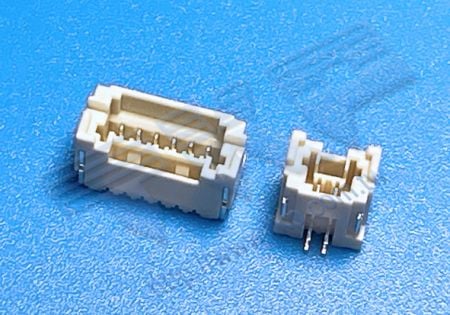 Header 1.50mm (.059") con alloggiamento H15J4
Connettori stile Crimp disconnettibili - SMXXB-ZESS-TBT-JST