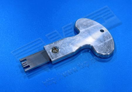 パンチツール基本型、H839618-XXに適用 - PANCON