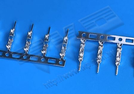 圧着端子 2.00mm (.079") 適用線径: 22-28
