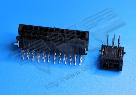 公座 3.00mm (.118") 間距 三排 臥式 90° 複合固定耳（SMT耳+塑膠耳）線對板連接器 Lead-Free RoHS REACH
