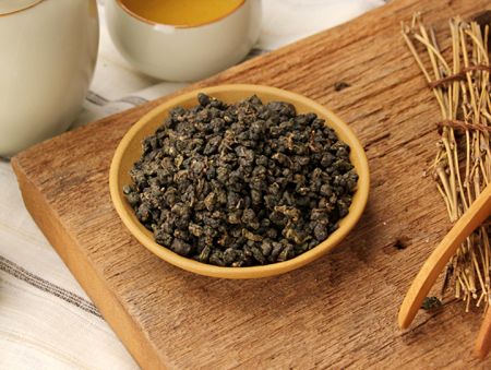 Premium cloudy oolong for bubble tea shops