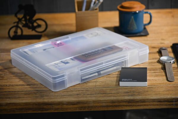 Large Active-Use Project Case with transparent snap-lock for 350 Sheets ...