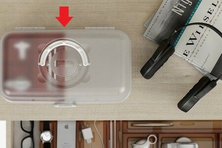 フラットなトップとぴったりとしたハンドルで簡単に重ねられます。