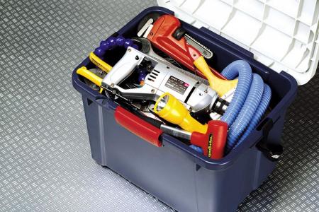 Interior view of lockable hard-shell storage chest (36L volume).