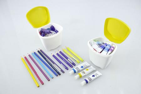 A caixa mini LaChatte está disponível em uma ampla variedade de cores.
