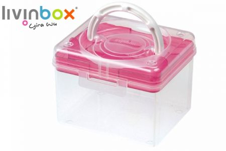 Kotak proyek portabel (volume 1,7L) berwarna pink.