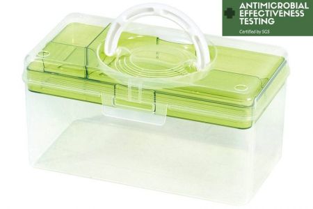 Portable first aid case in green