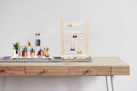 Bordsmyckesförvaringsställ för hemmabruk