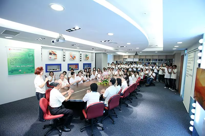Gruppenfoto der Mitarbeiter von Pan Taiwan