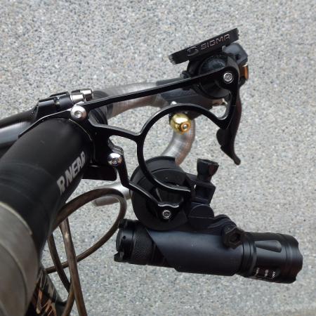 Suporte de GPS de liga CNC