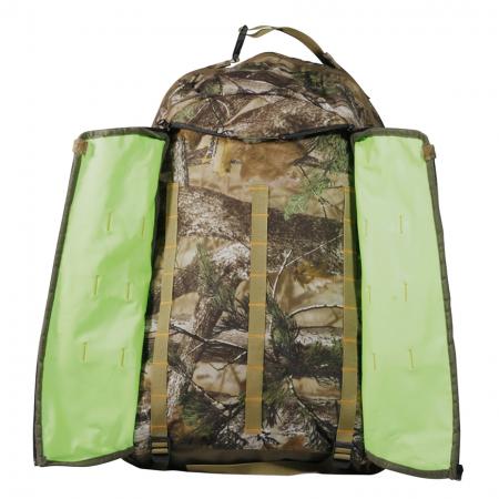 Rifle or bow carrying backpack